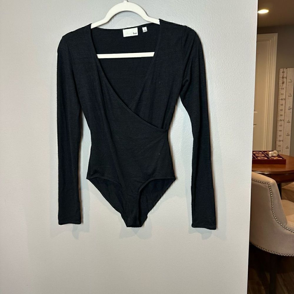 Wilfred Free Soft Sweater Wrap Black Bodysuit